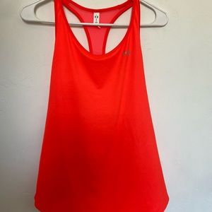 Women’s Under Armor work out top
